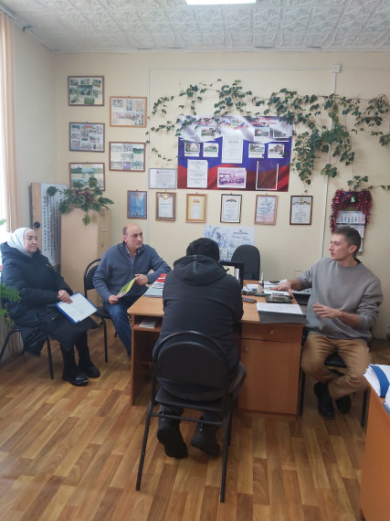 Встреча глав ЛПХ со специалистом Центра поддержки фермеров Калужской области.